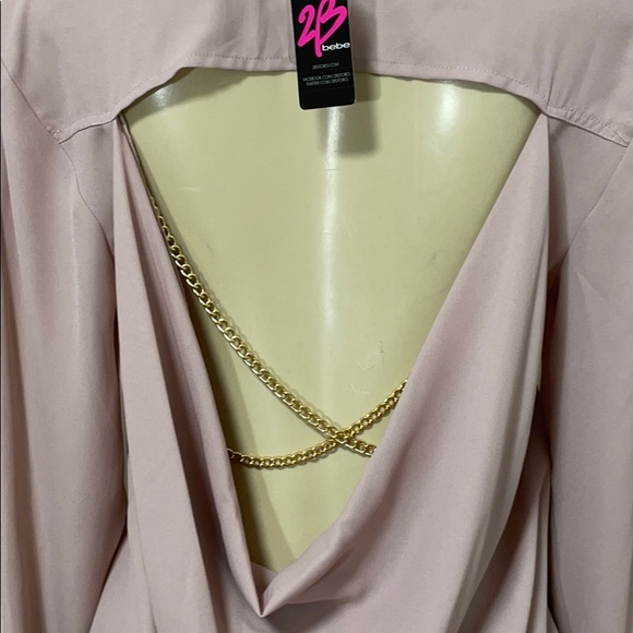 Blouse with open back - Picture 3 of 4